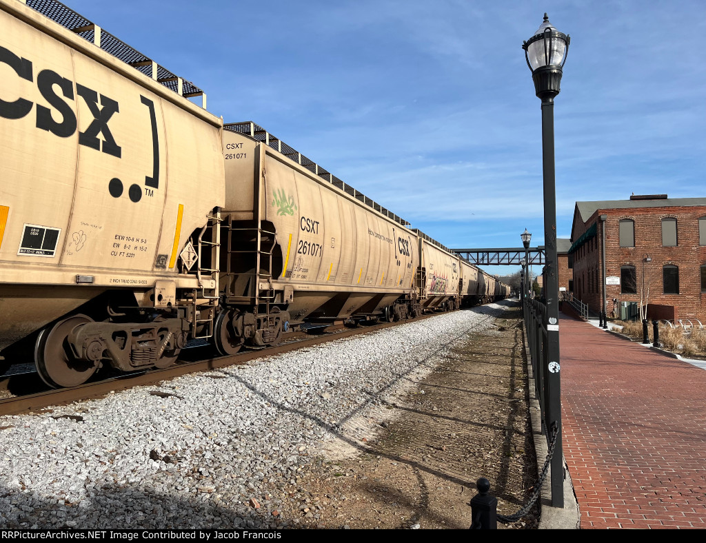 CSXT 261071